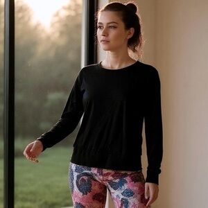 PINK LOTUS XL Black Long Sleeve Yoga Tunic Tee R $68